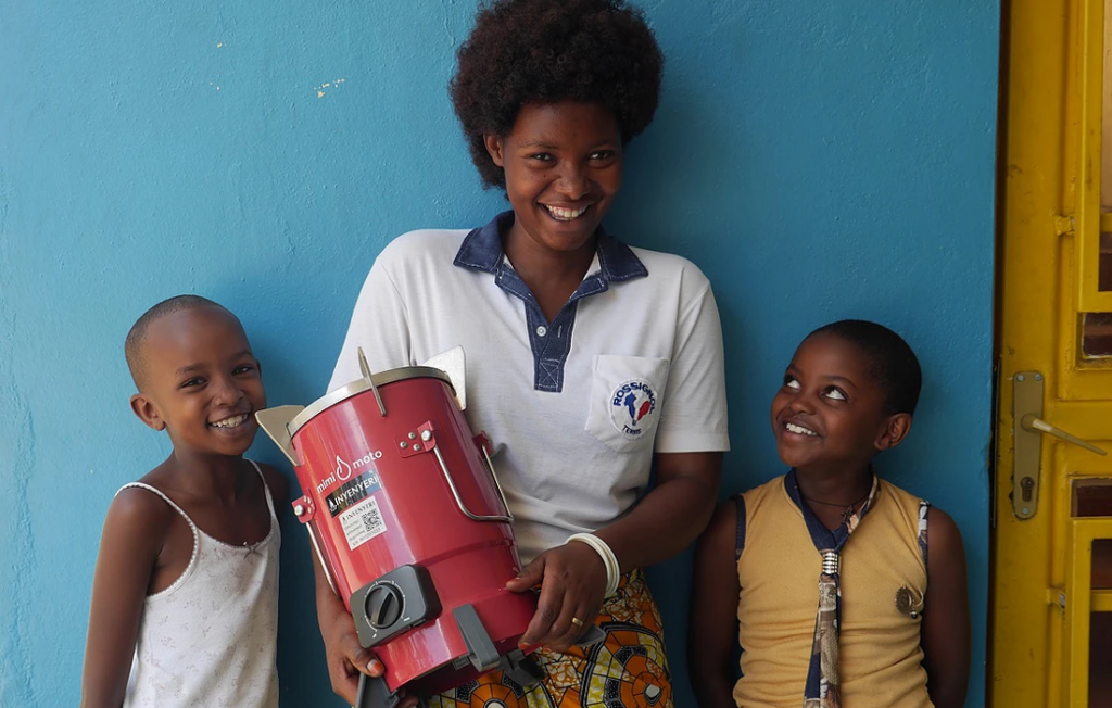 Inyenyeri and Dalberg form a new partnership to bring clean cookstoves to sub-Saharan Africa