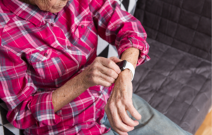 Cómo las Technologías Wearable Pueden Impulsar el Impacto Social en Colombia